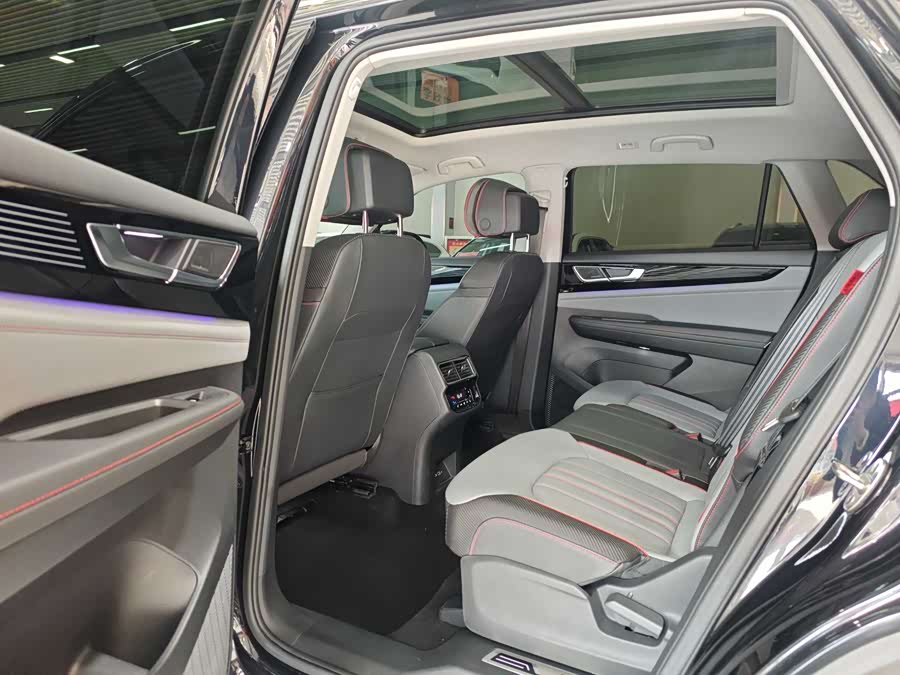 Volkswagen Teramont 2024 car image #11