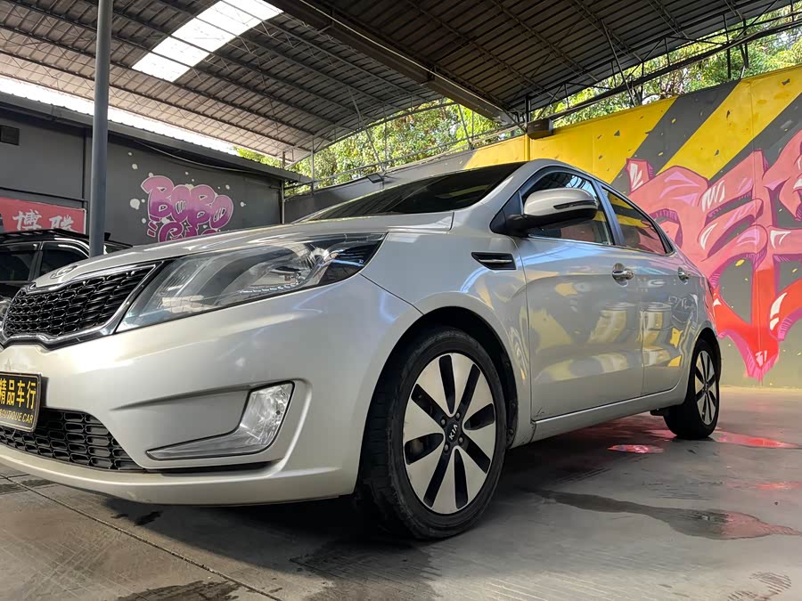 起亚 起亚K2 2013 汽车图片 #11