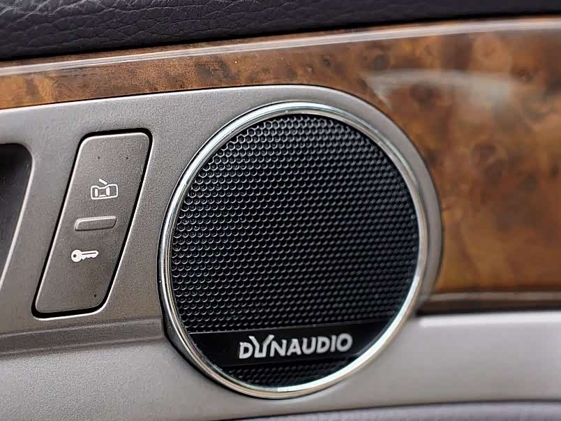 Volkswagen Pheaton 2012 immagine di auto #11