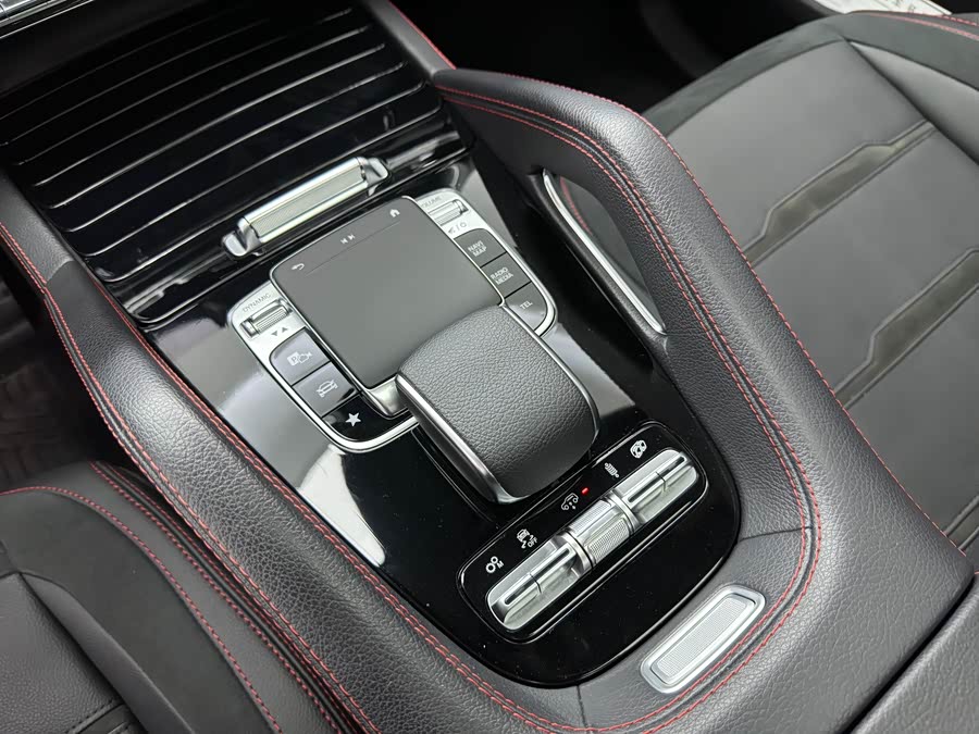 Mercedes-Benz GLE Coupe AMG 2020 immagine di auto #11