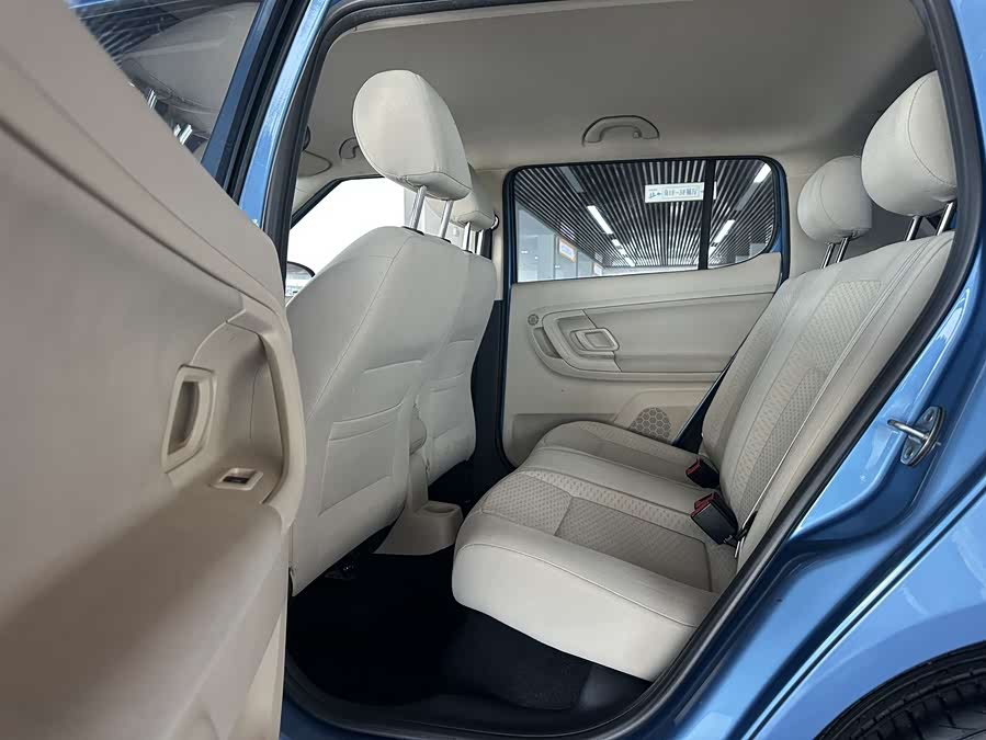 Skoda Fabia 2013 immagine di auto #11