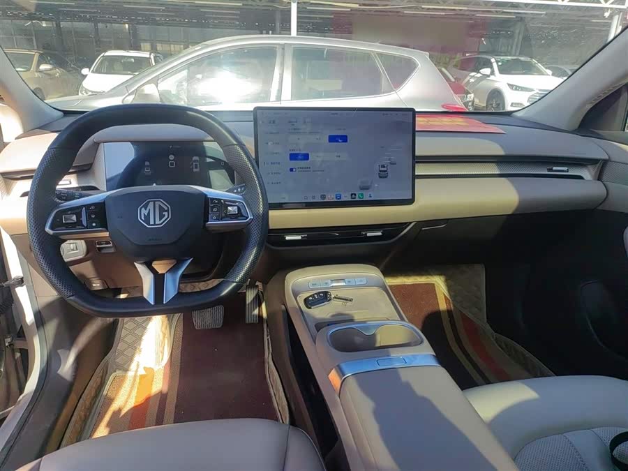 MG ES5 2024 car image #11