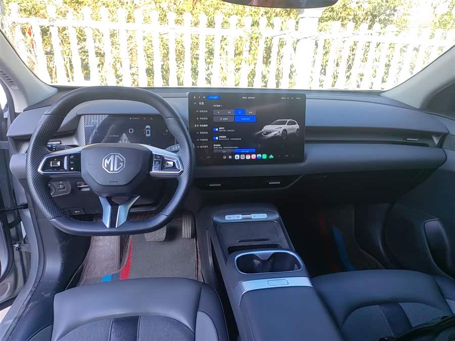 MG ES5 2024 car image #11