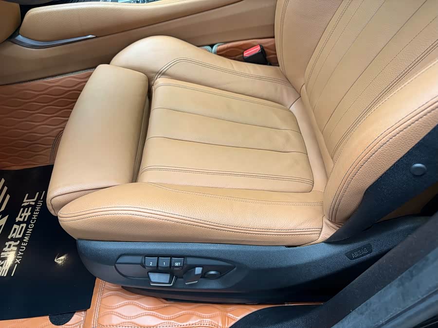 BMW X6 2016 car image #11