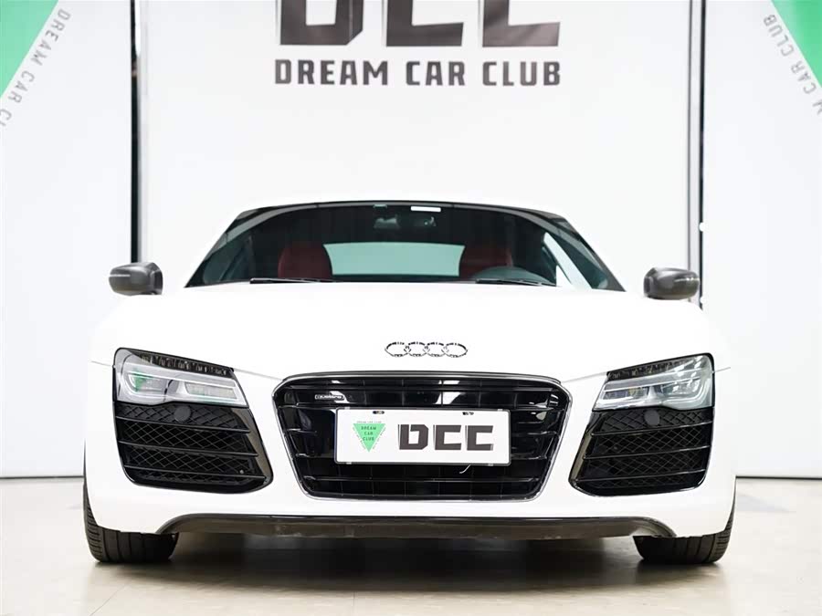 Audi R8 2016 car image #11