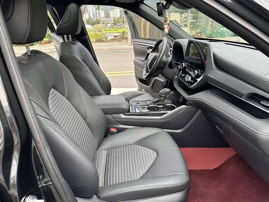 Toyota Crown Kluger 2021 car image #11