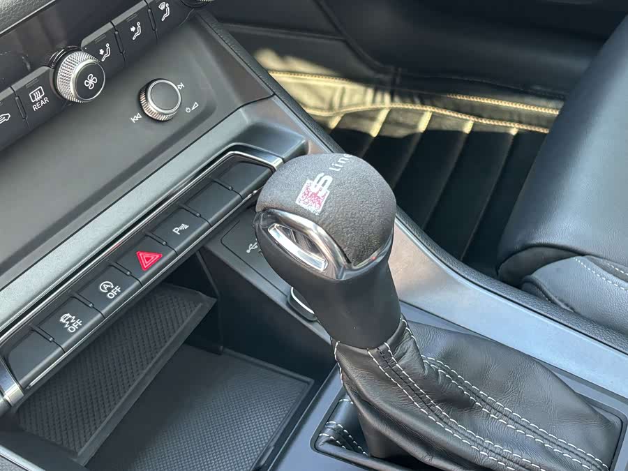 Audi Q3 Sportback 2020 car image #11