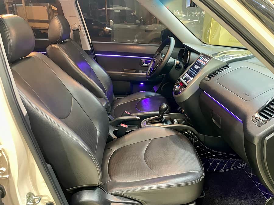 Kia Soul 2013 immagine di auto #11