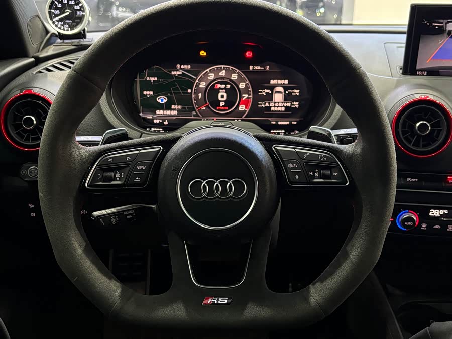 Audi RS 3 2019 صورة سيارة #11