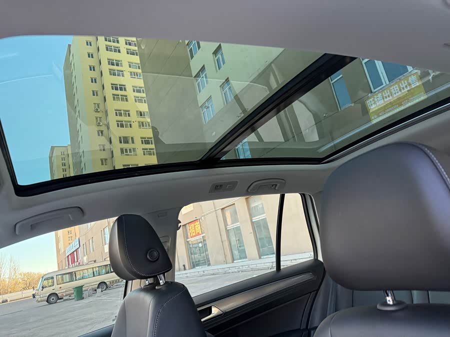 Volkswagen Golf Sportsvan 2020 imagem de carro #11