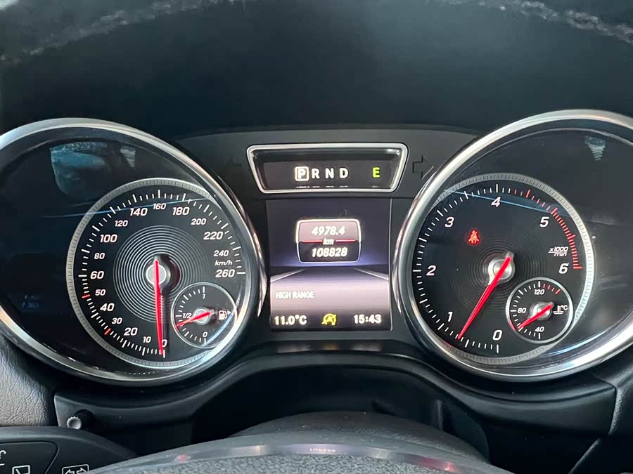 Mercedes-Benz G Class 2017 صورة سيارة #11