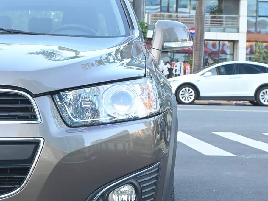 Chevrolet Captiva 2016 imagen de coche #11