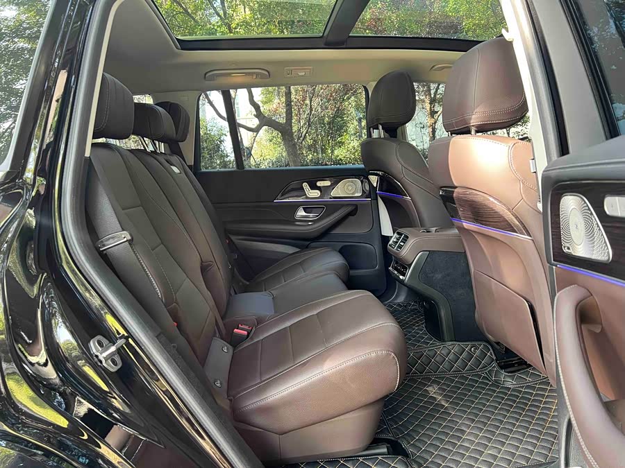 Mercedes-Benz GLS Class 2021 car image #11