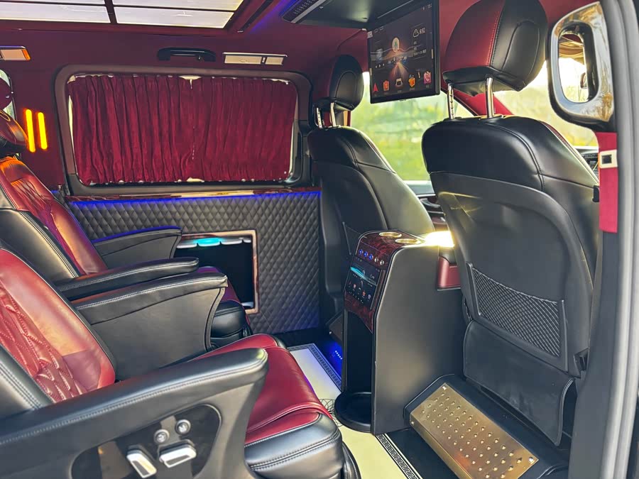 Mercedes-Benz Vito 2018 car image #11