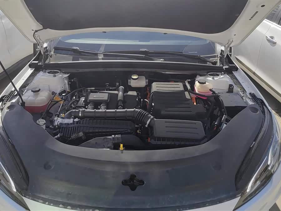 BYD Seal 05 DM-i 2025 #11 BYD Seal 05 DM-i 2025 car image #11