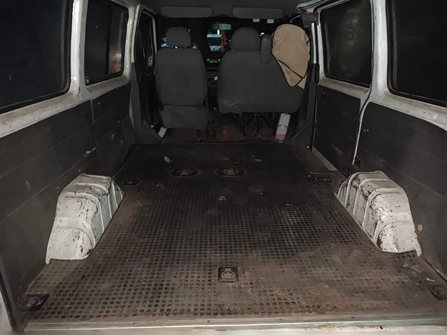 Ford Transit Classic 2016 car image #11