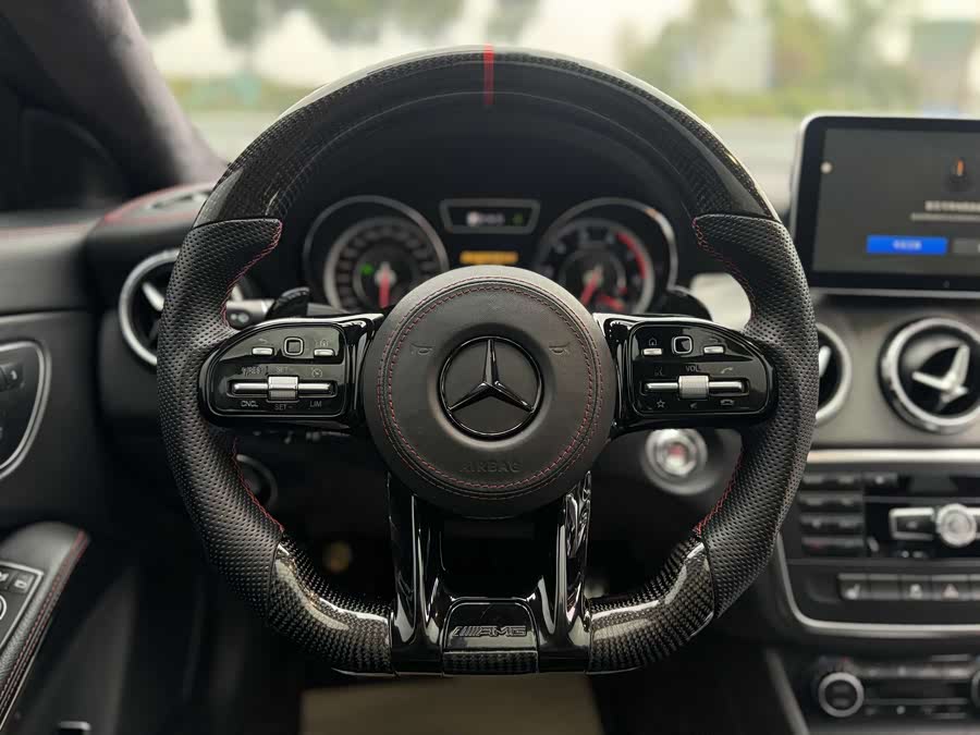 Mercedes-Benz CLA AMG 2015 image de voiture #11