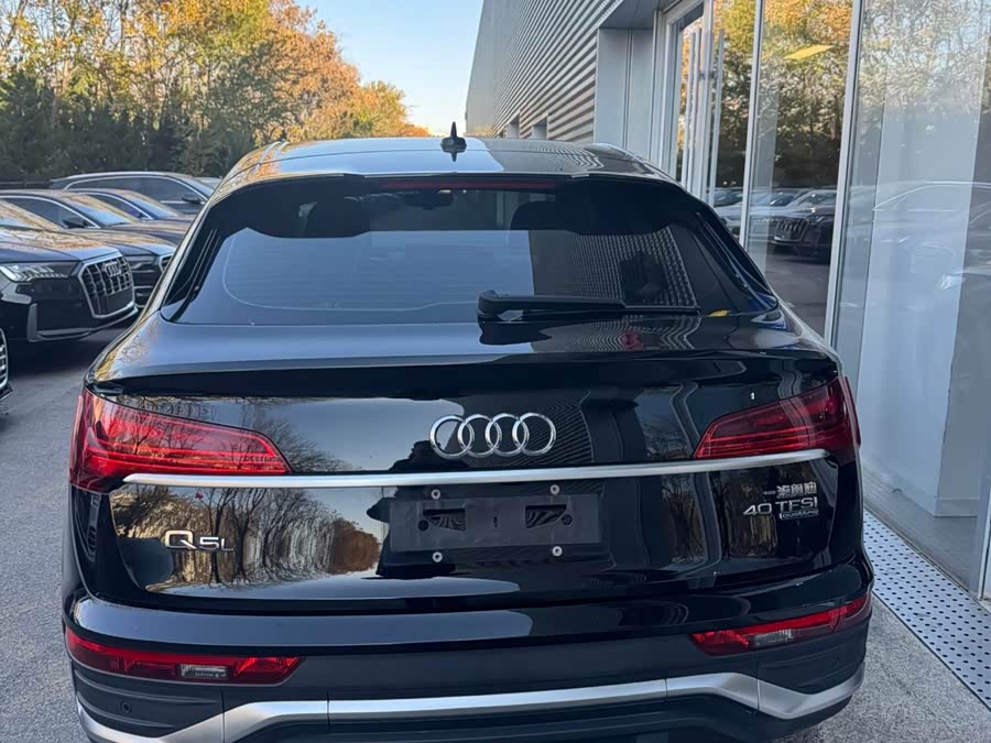 Audi Q5L Sportback 2022 #11 Audi Q5L Sportback 2022 immagine di auto #11