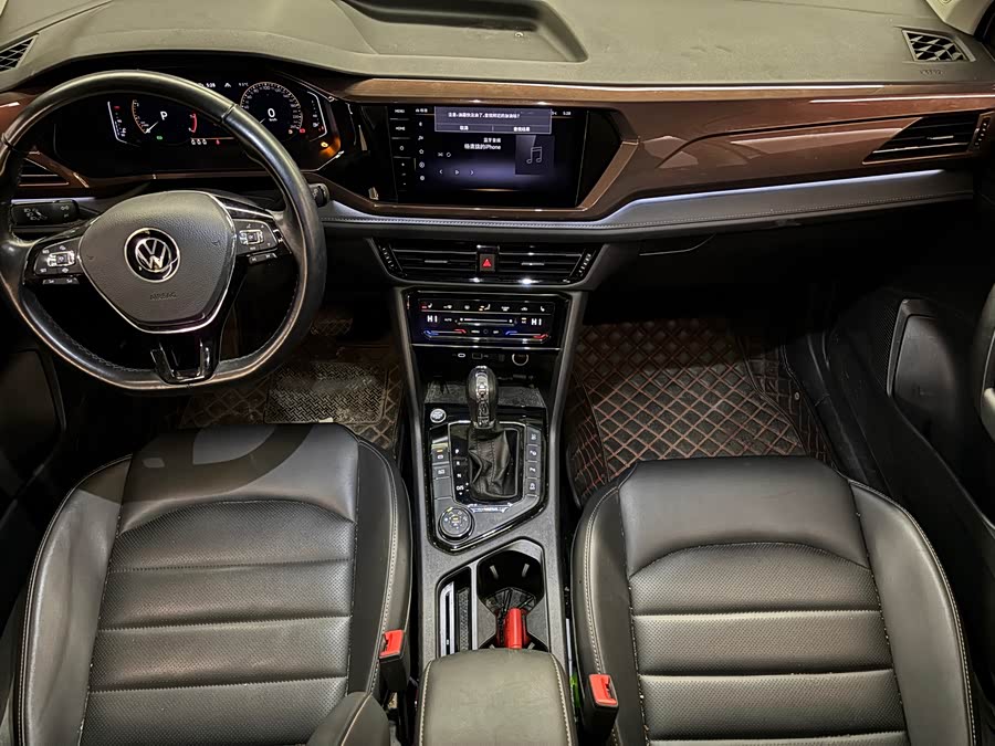 Volkswagen Tharu 2020 car image #11