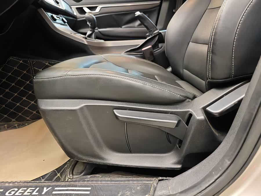 GEELY Emgrand GS 2017 car image #11