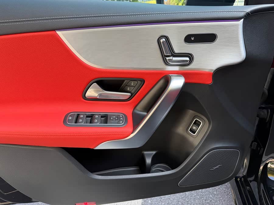 Mercedes-Benz A AMG 2024 #11 Mercedes-Benz A AMG 2024 صورة سيارة #11