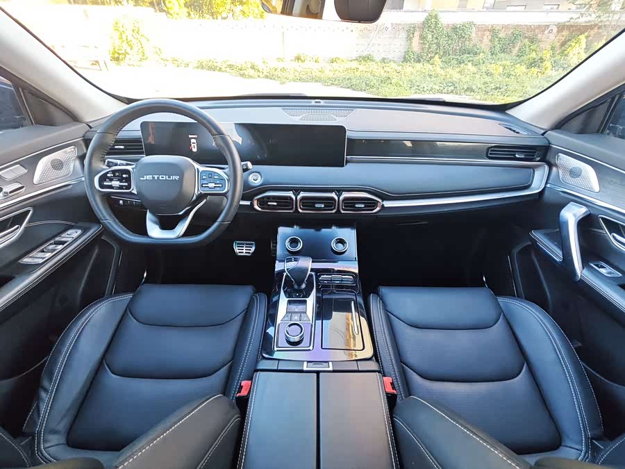 Jetour X70 PLUS 2020 car image #11
