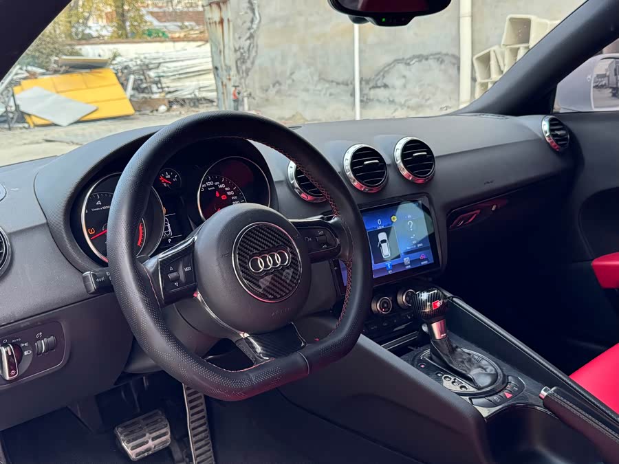 Audi TT 2012 image de voiture #11