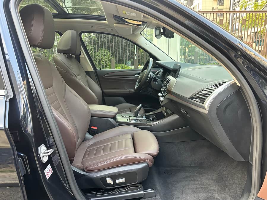 BMW X3 2021 immagine di auto #11