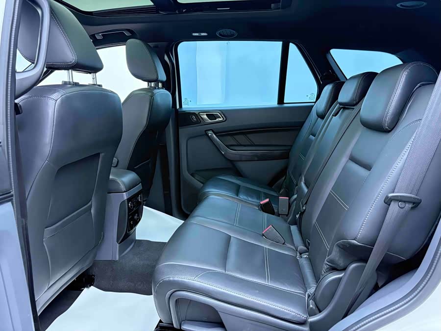 Ford Everest 2017 car image #11