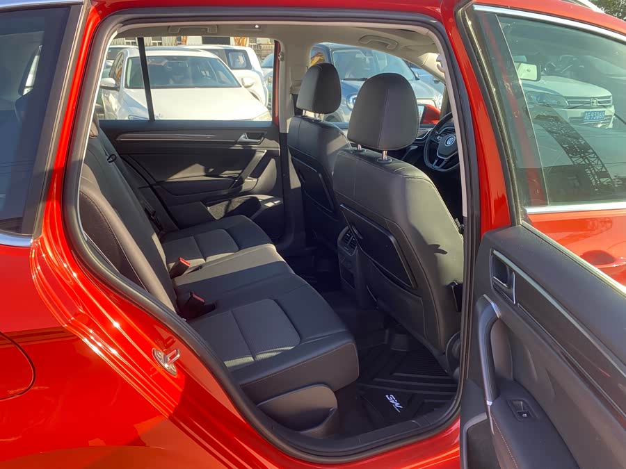 Volkswagen Golf Sportsvan 2019 #11 Volkswagen Golf Sportsvan 2019 car image #11