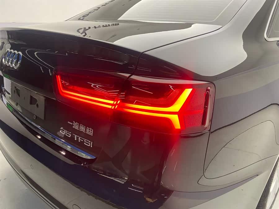 Audi A6L 2018 car image #11