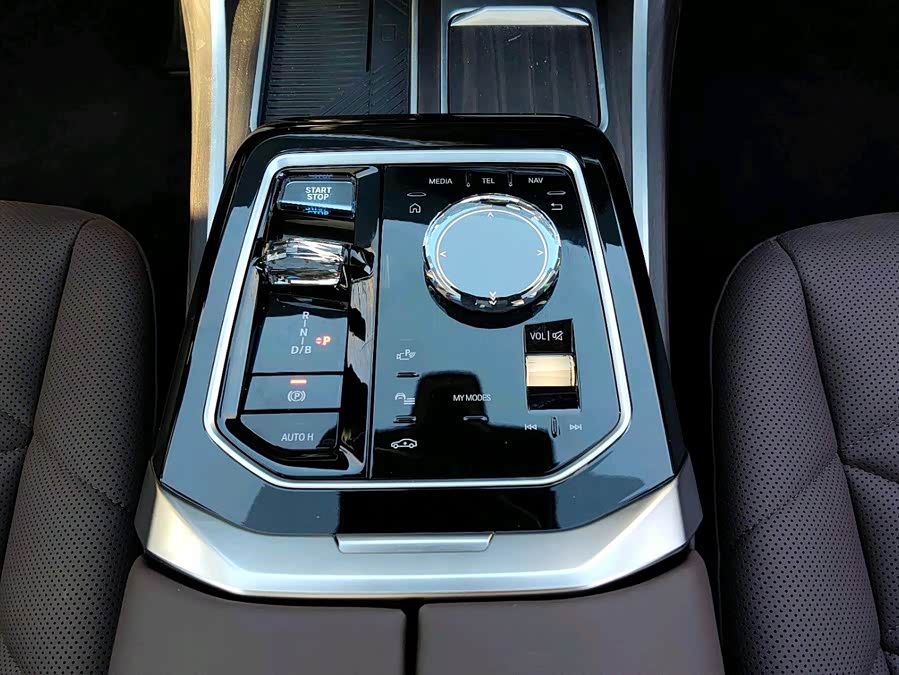 BMW i7 2025 #11 BMW i7 2025 image de voiture #11