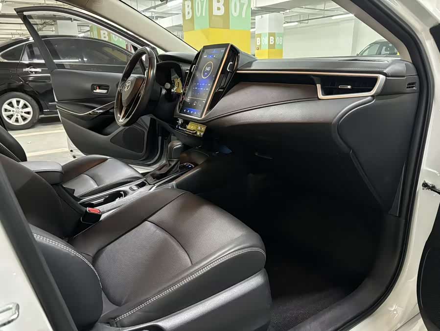 Toyota Corolla 2021 image de voiture #11