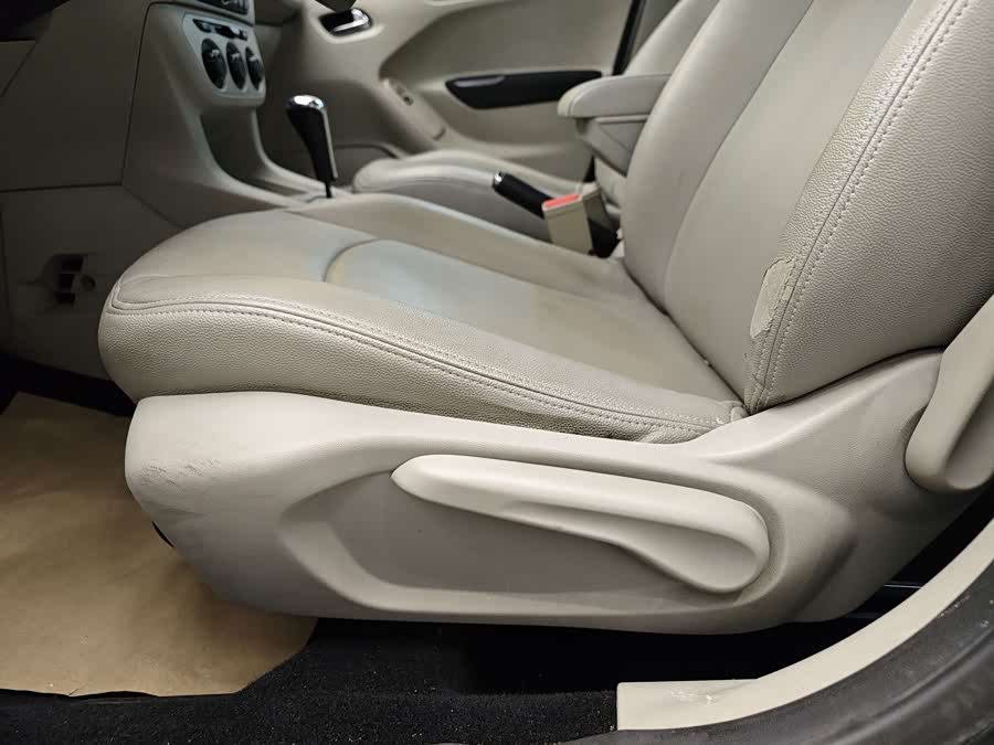Citroen 2014 car image #11