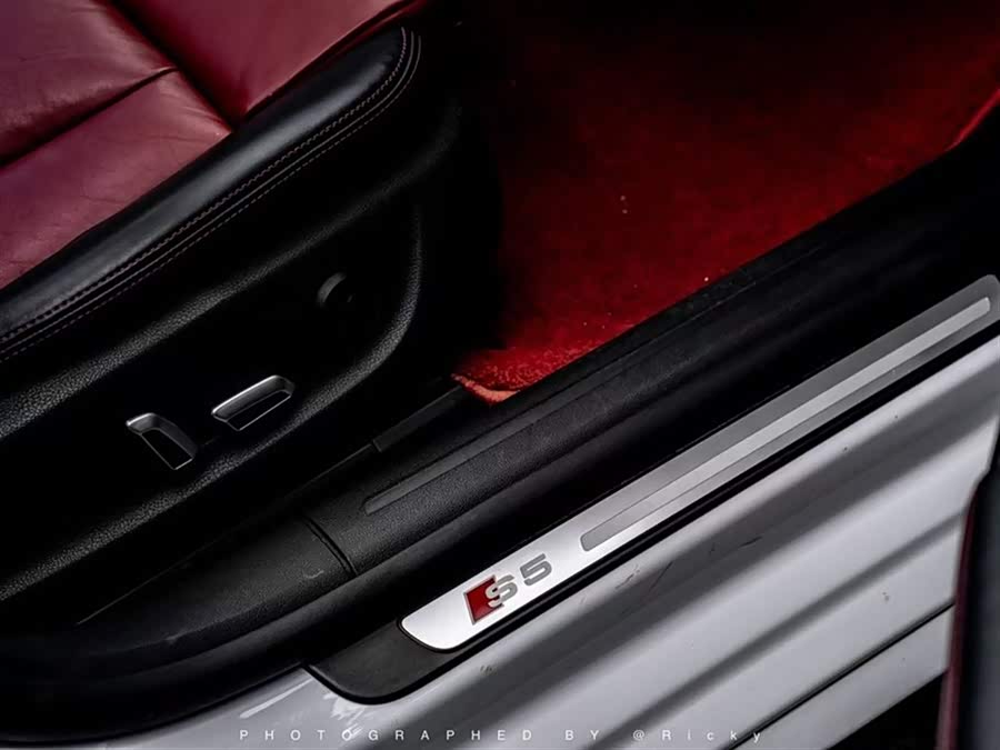 Audi S5 2014 car image #11