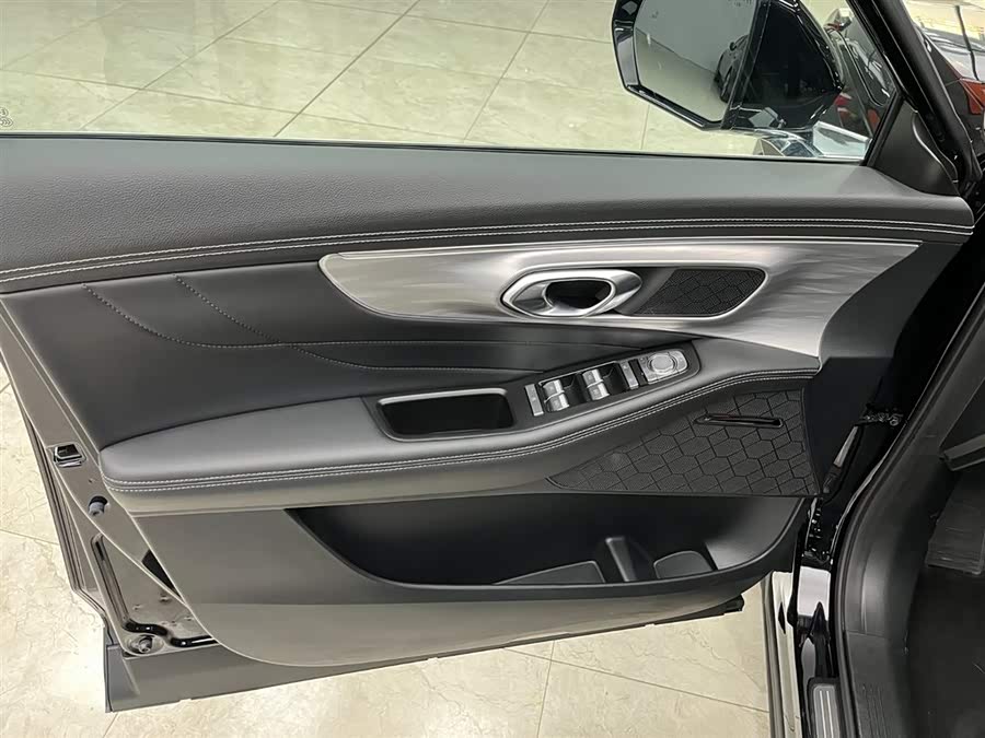 GAC Trumpchi GS8 2025 car image #11