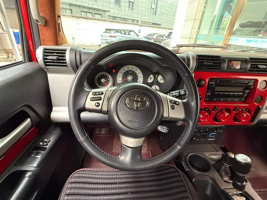 Toyota FJ Cruiser 2012 car image #11