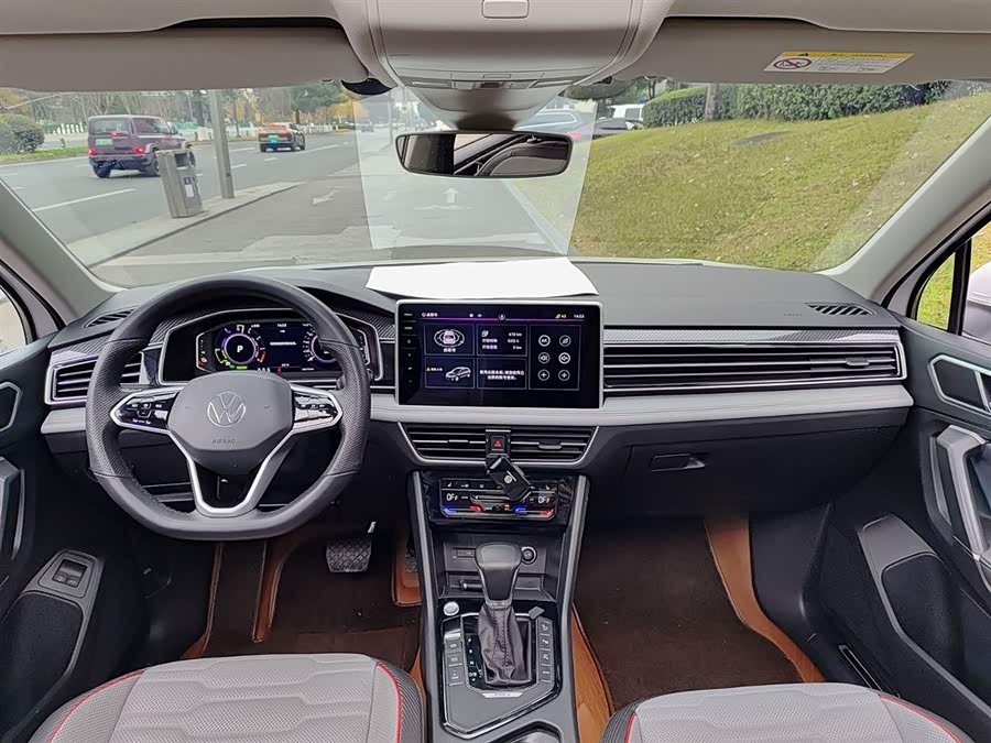 Volkswagen Tiguan L New Energy 2023 car image #11