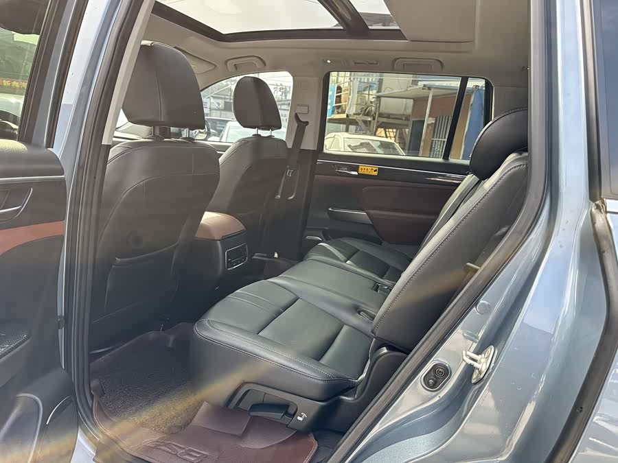 广汽传祺 传祺GS8 2017 汽车图片 #11