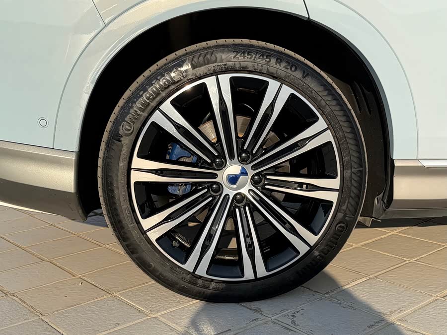 Denza N7 2023 car image #11