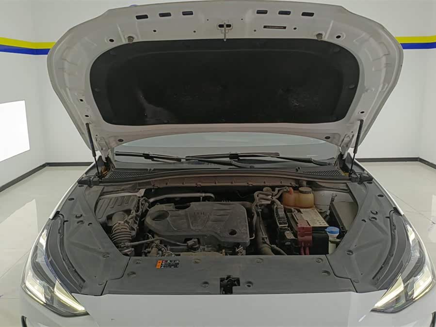 MG ONE 2021 car image #11