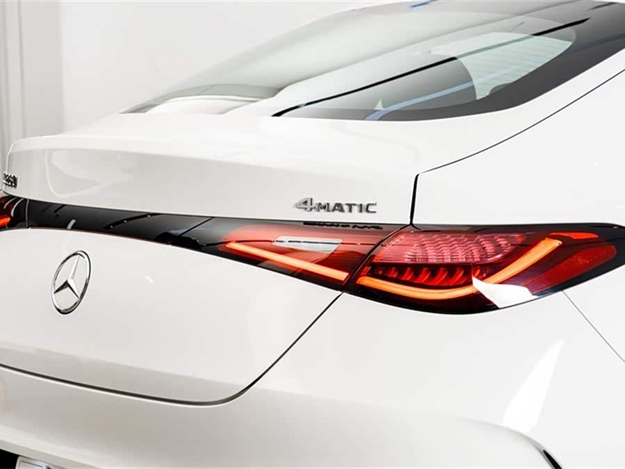 Mercedes-Benz GLC Coupe 2024 #11 Mercedes-Benz GLC Coupe 2024 image de voiture #11