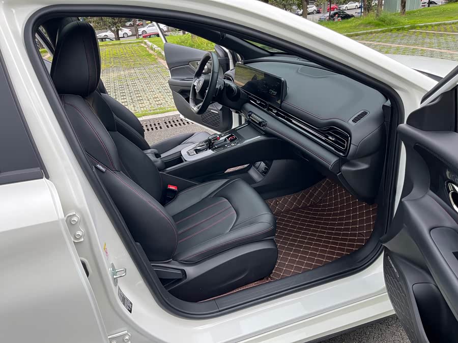 GAC Trumpchi Empow 2023 car image #11