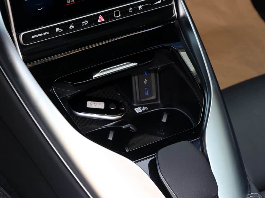 Mercedes-Benz 2024 car image #11