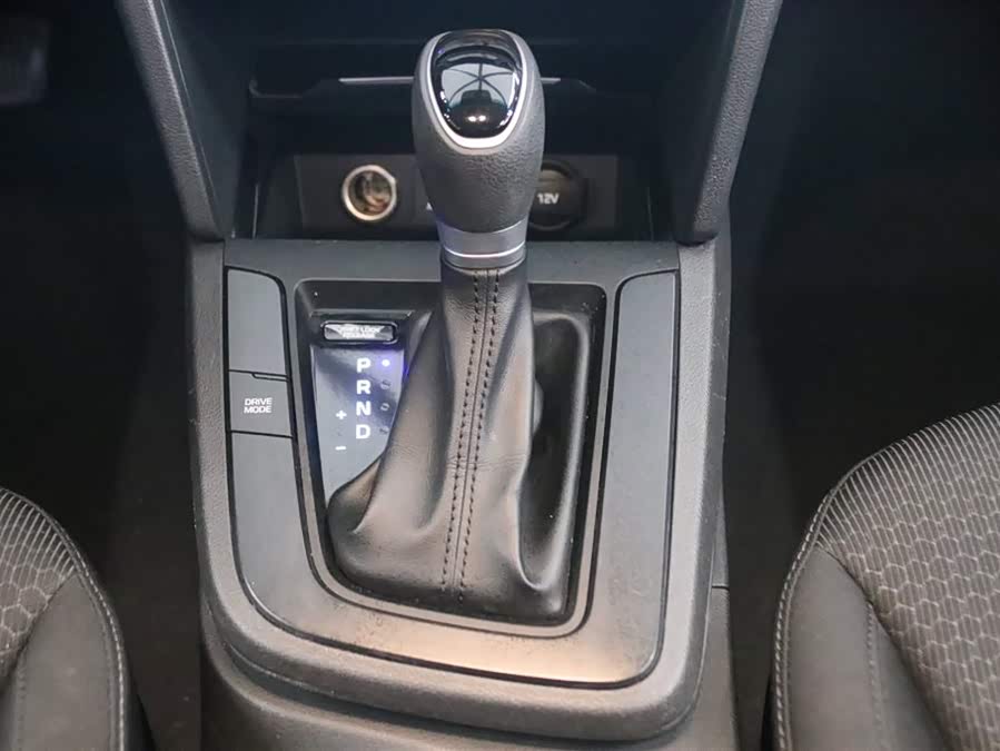 Hyundai Elantra AD 2017 car image #11