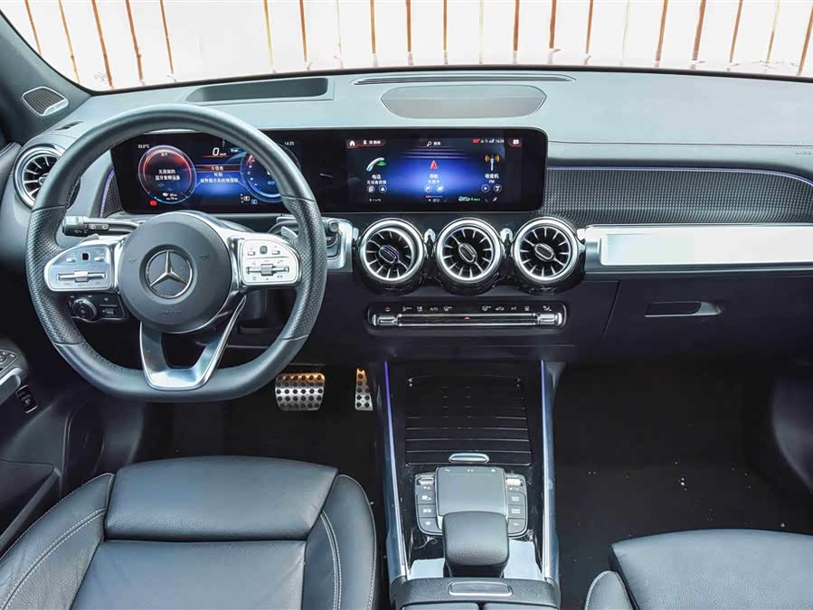 Mercedes-Benz EQB Class 2025 #11 Mercedes-Benz EQB Class 2025 car image #11