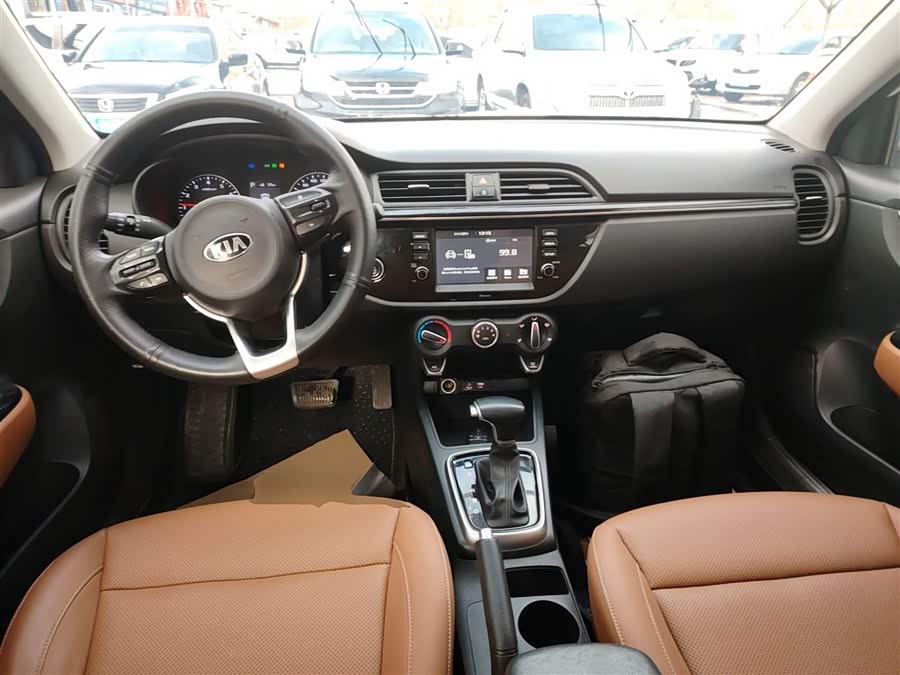 Kia Rio Cross 2017 صورة سيارة #11