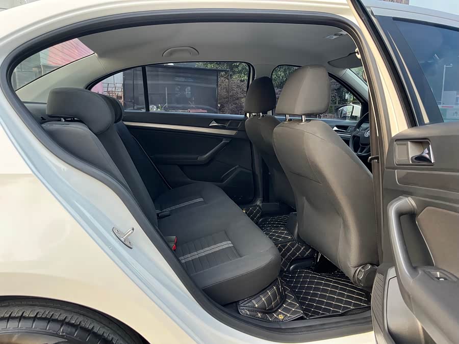 Volkswagen Lavida 2022 car image #11
