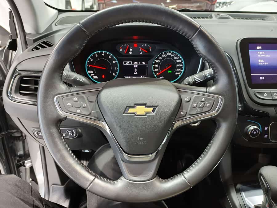 Chevrolet Equinox 2025 car image #11