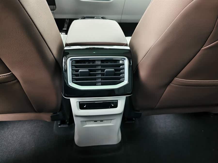 Volkswagen ID.6 X 2022 #11 Volkswagen ID.6 X 2022 car image #11